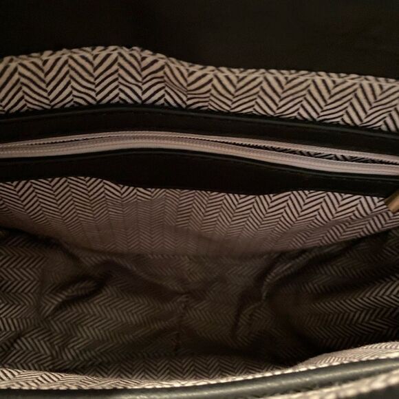 #135 Boutique Leather Black Saddle Bag - Picture 8 of 11